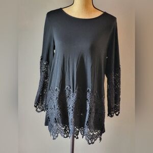 Jodifl NWT small black tunic top